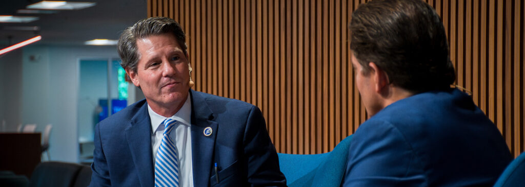 John Mordaci interviewing Anthony Scaramucci at a Speaking for Experience event.